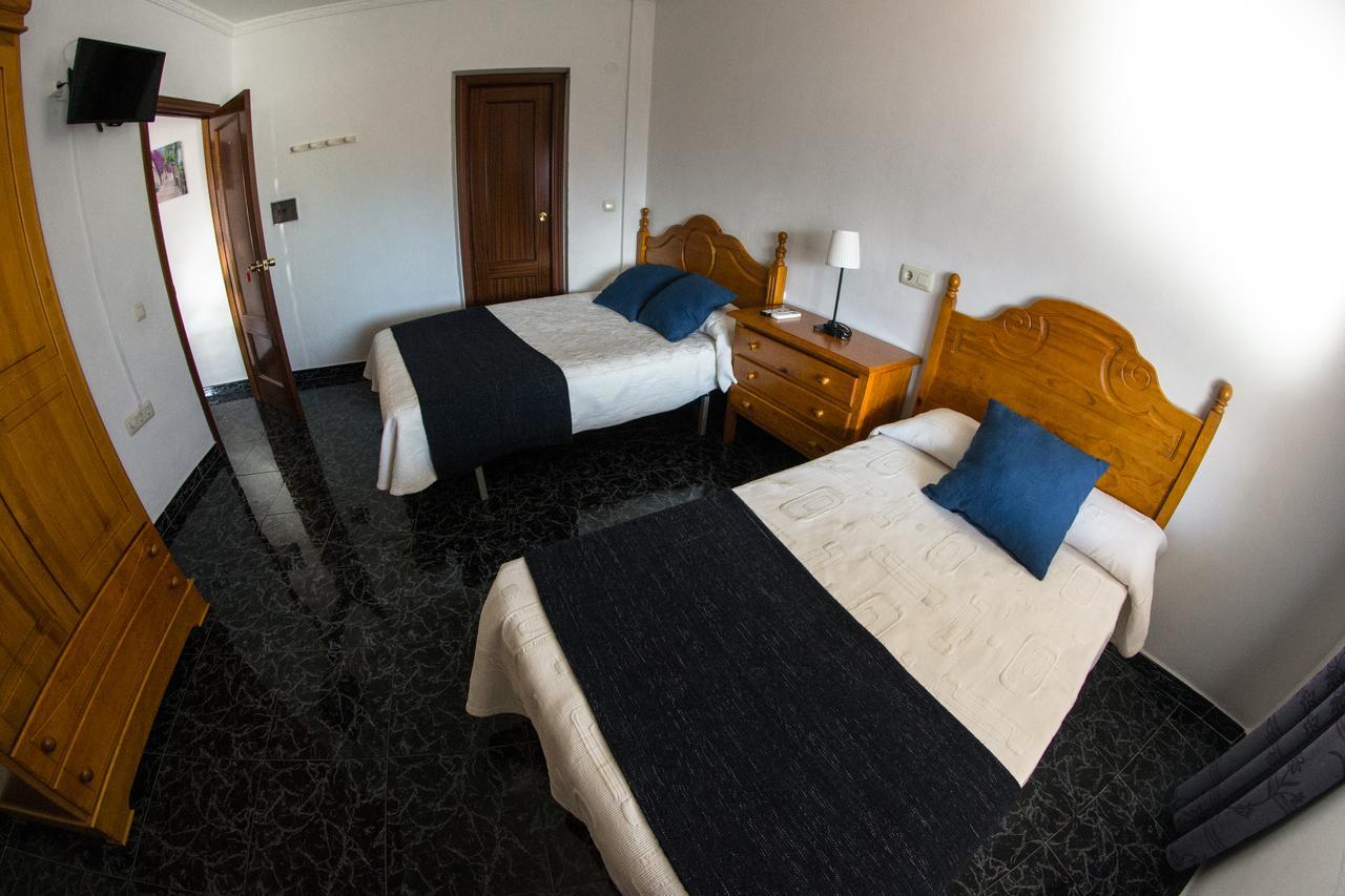 Hostal Caminito Del Rey Alora Exteriör bild