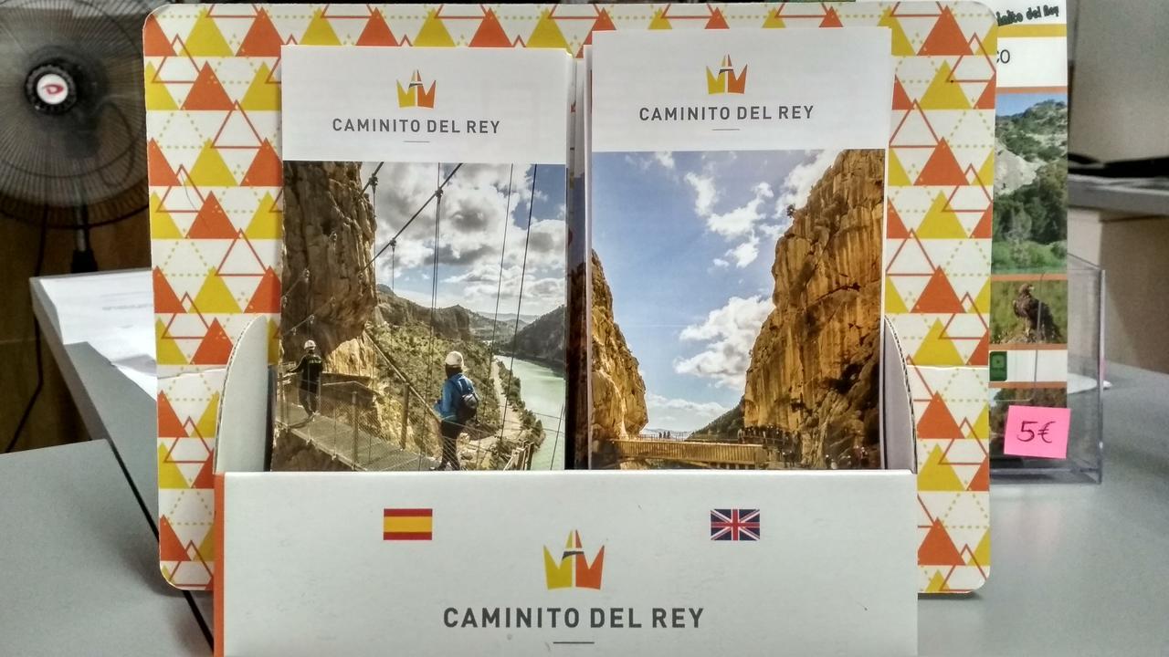 Hostal Caminito Del Rey Alora Exteriör bild